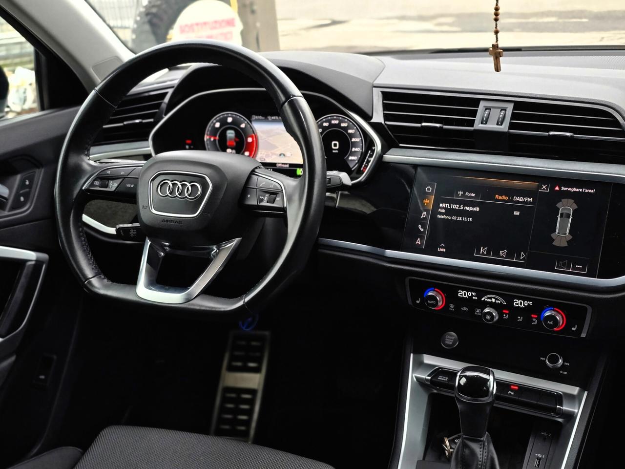 Audi Q3 35 TDI S tronic line edition gancio traino