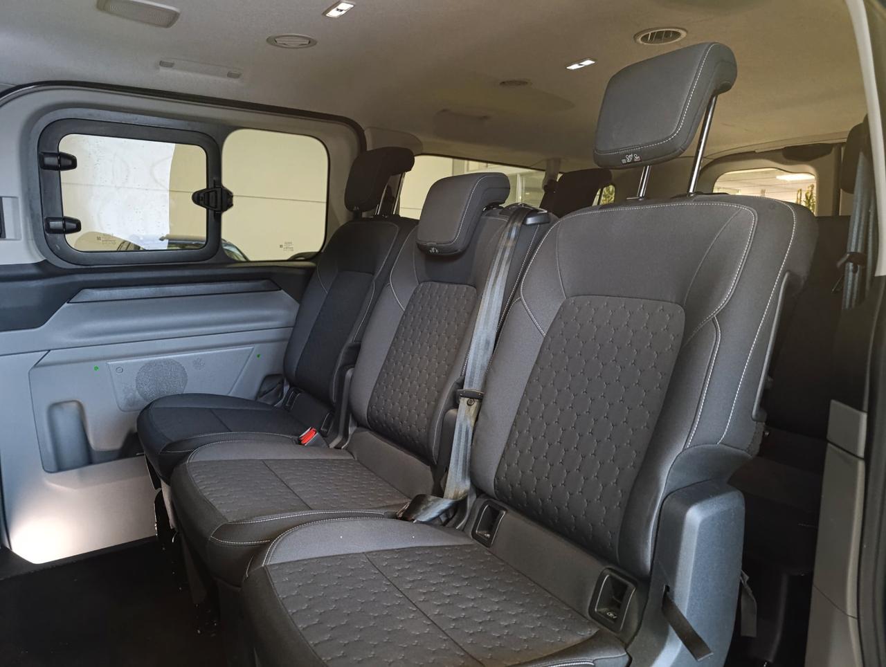 FORD Transit Custom V710 320 2.0 ecoblue 150cv combi M1 Titanium L2H1