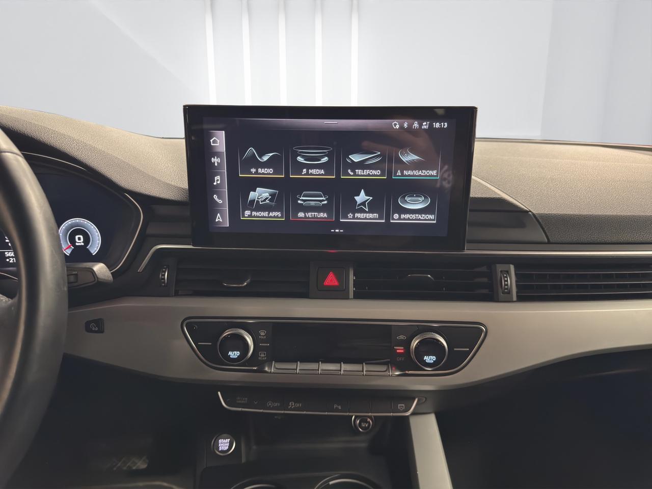 Audi A4 Berlina A4 30 2.0 tdi mhev Business Advanced 136cv s-tronic