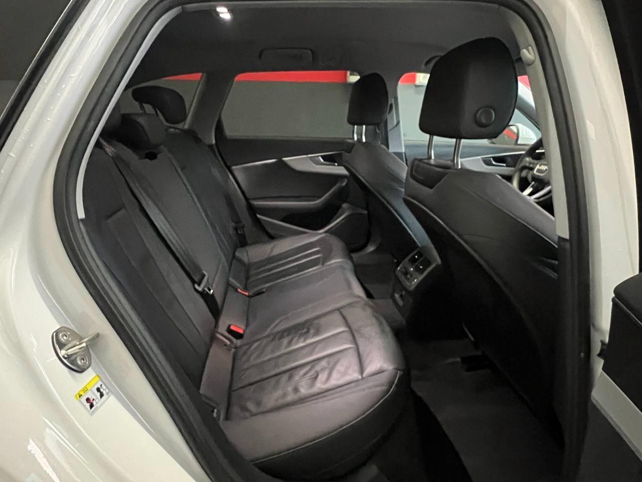 Audi A4 allroad 40 TDI 204 CV S tronic Identity Contrast