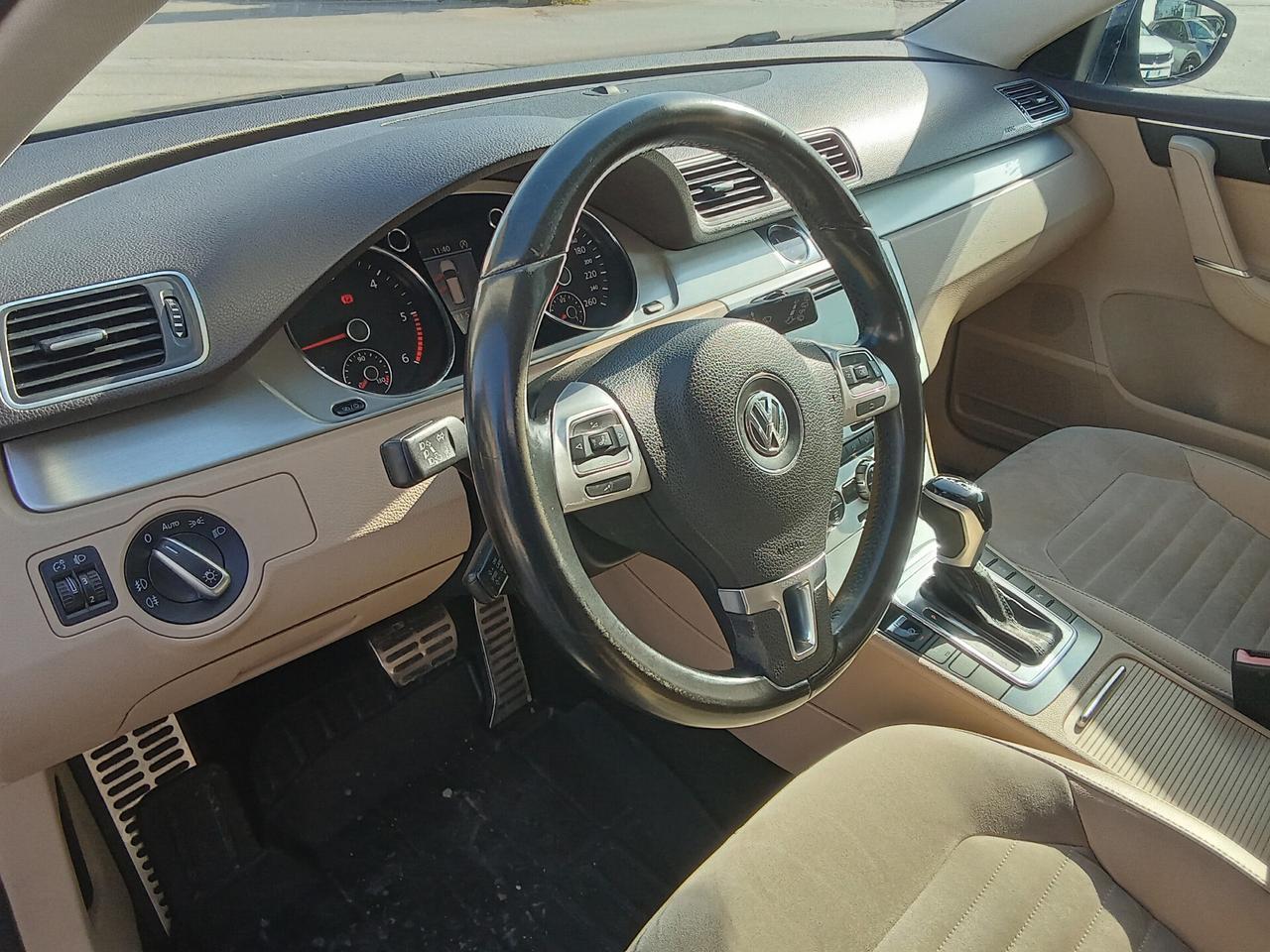 Volkswagen Passat Var. 2.0 TDI Highline BlueM.Tech.