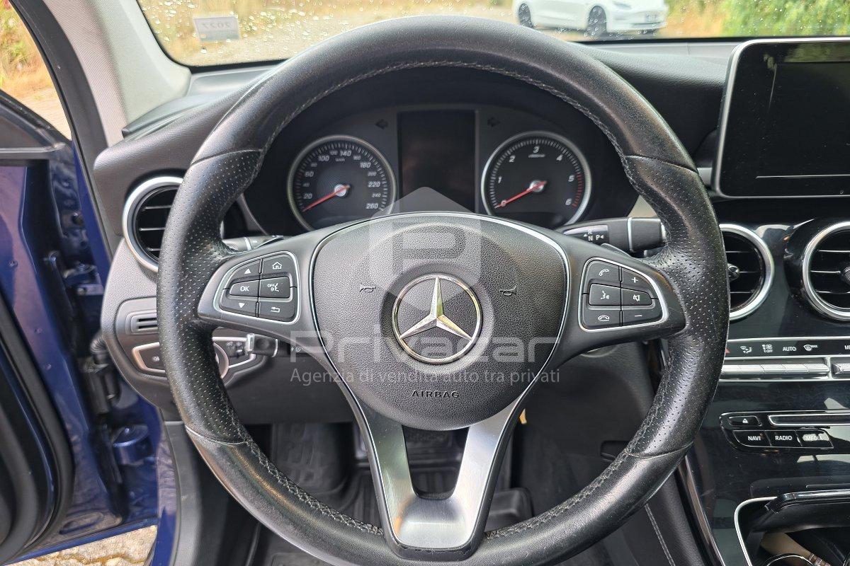 MERCEDES GLC 220 d 4Matic Business