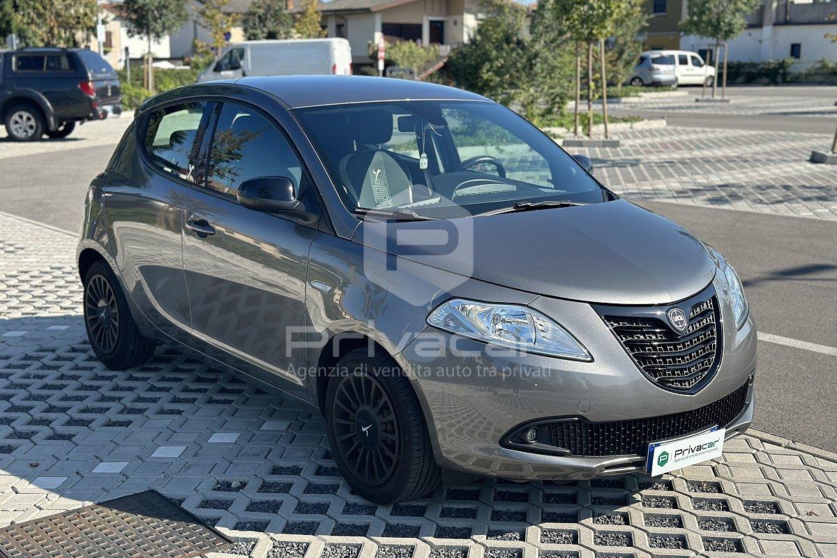 LANCIA Ypsilon 1.2 69 CV 5 porte Elefantino