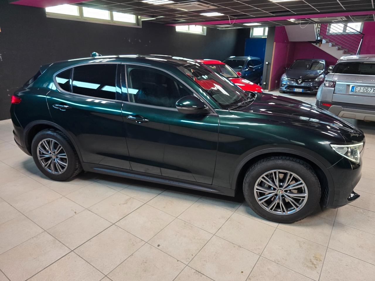 Alfa Romeo Stelvio 2.2 Turbodiesel Business IVA ESPOSTA
