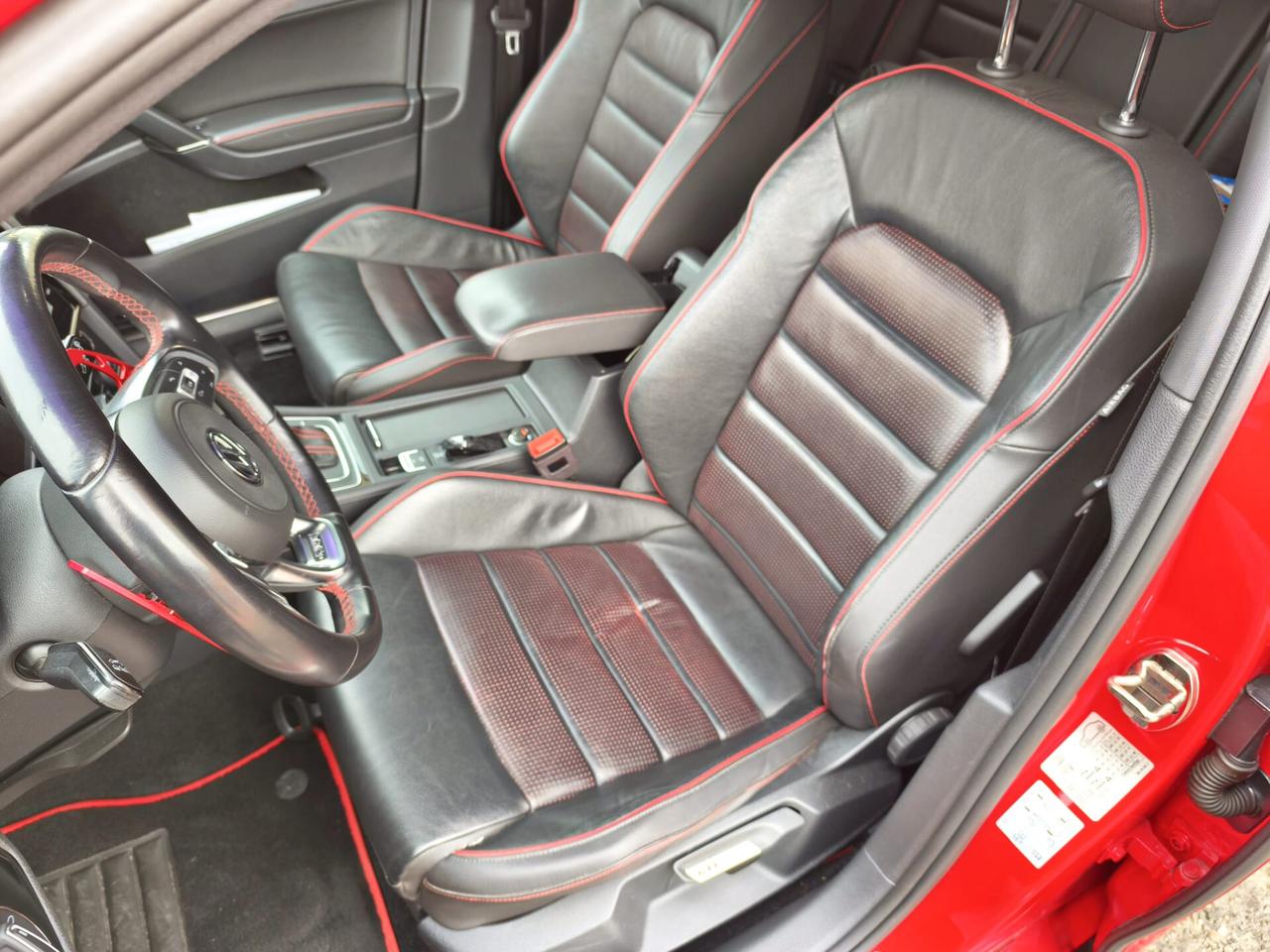 Volkswagen Golf GTI Performance 2.0 245 CV TSI DSG