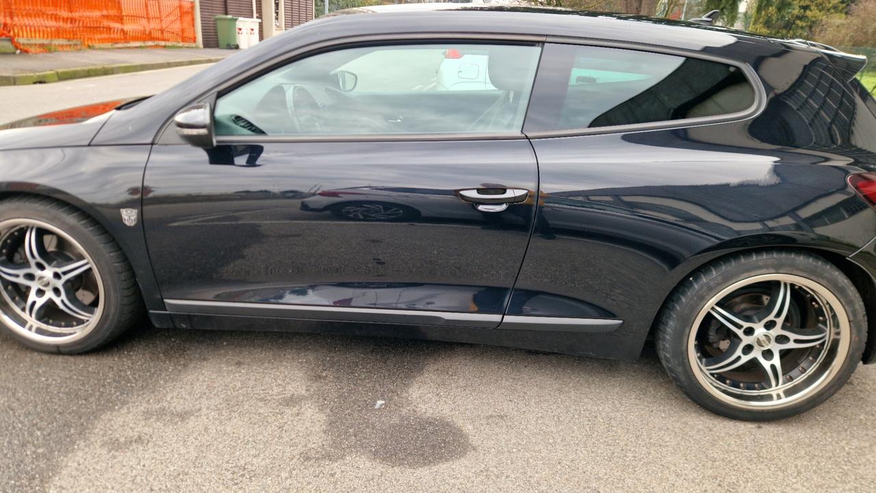 Volkswagen Scirocco 1.4 TSI 160CV