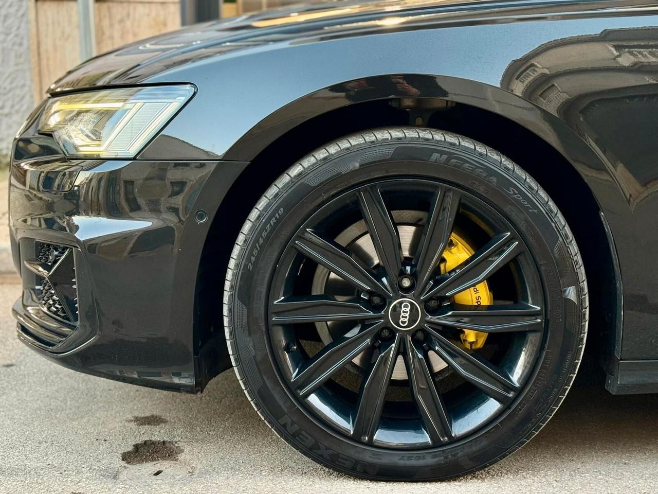 AUDI A6 AVANT 40TDI 2.0 204HP MHEV ULTRA S-TRONIC S-LINE IDENTITY BLACK-2020