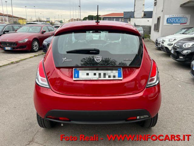LANCIA Ypsilon 1.0 FireFly 5p S&S Hybrid Ecochic Silver PROMO