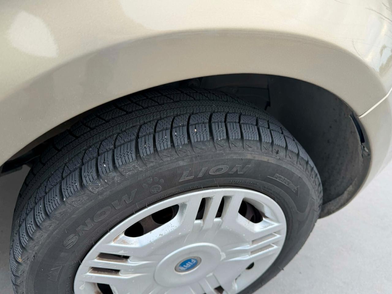 Fiat Panda 1.2 Dynamic Natural Power/NEOPATENTATI