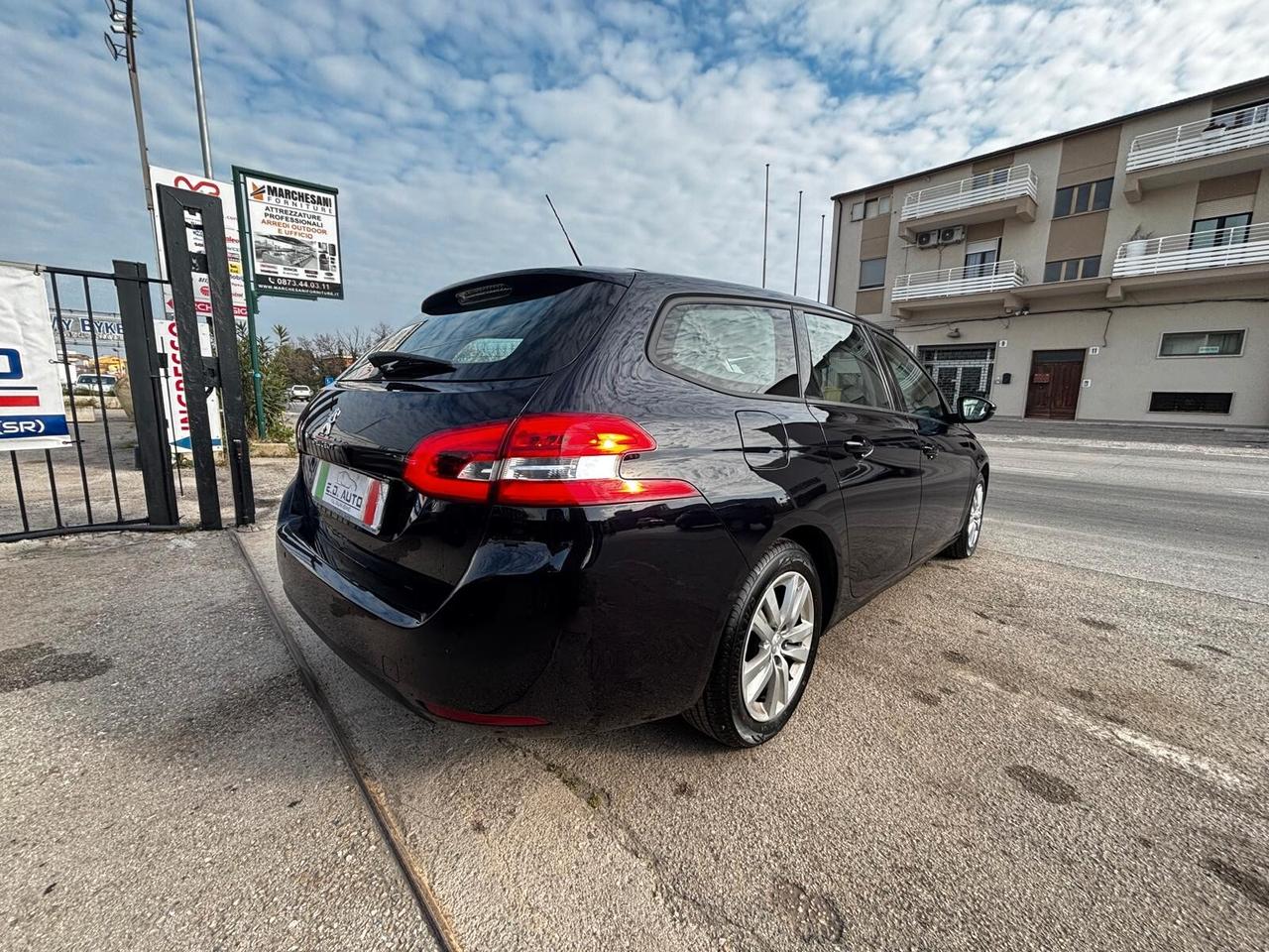 Peugeot 308 BlueHDi 130 S&S SW Allure