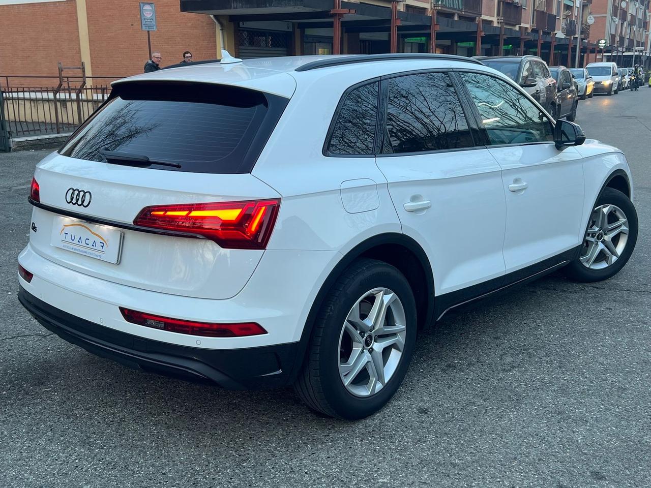 Audi Q5 Business Advanced 2.0 35 TDI MHEV #8562