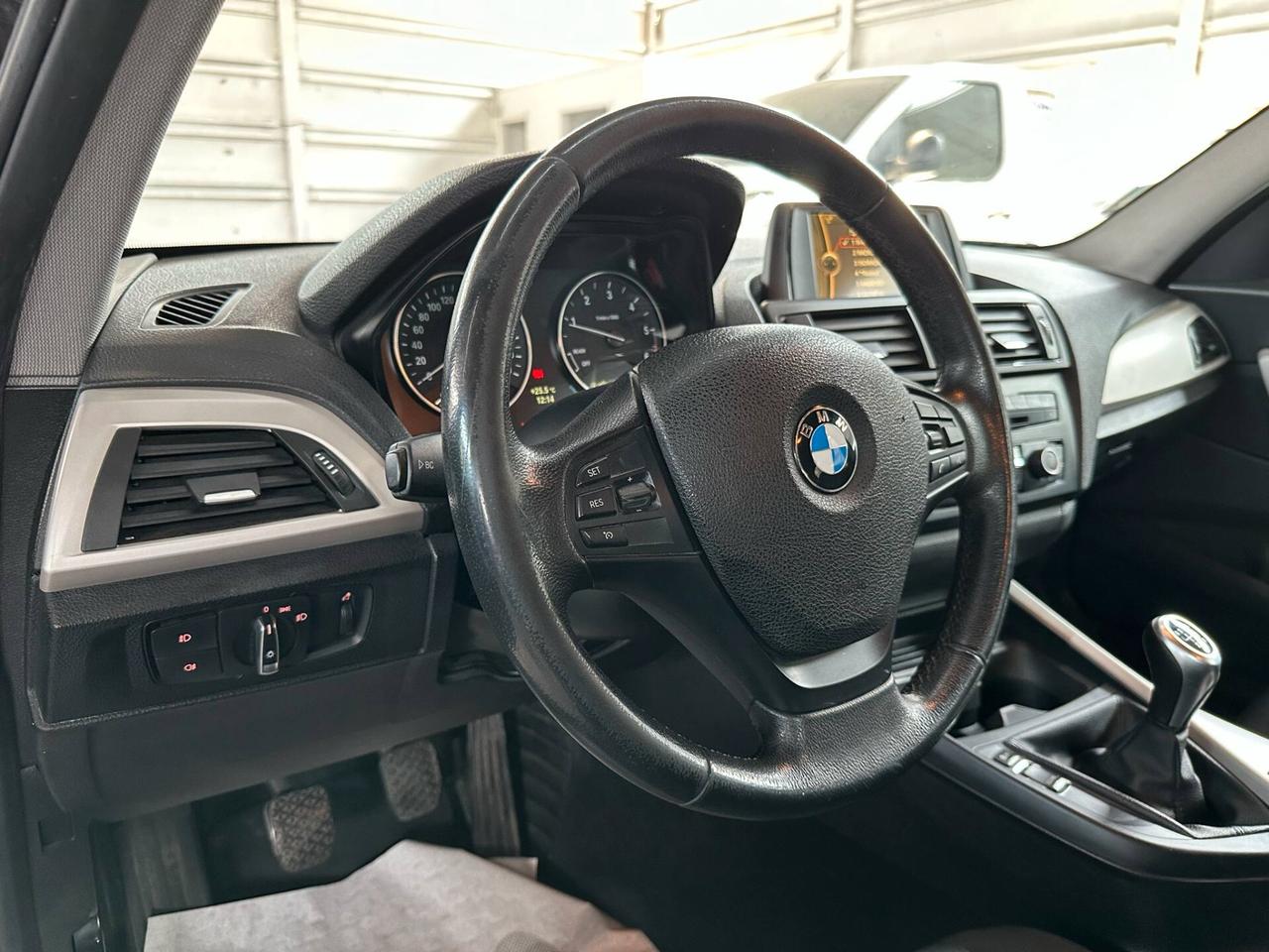 Bmw 114 114d 5p. Unique