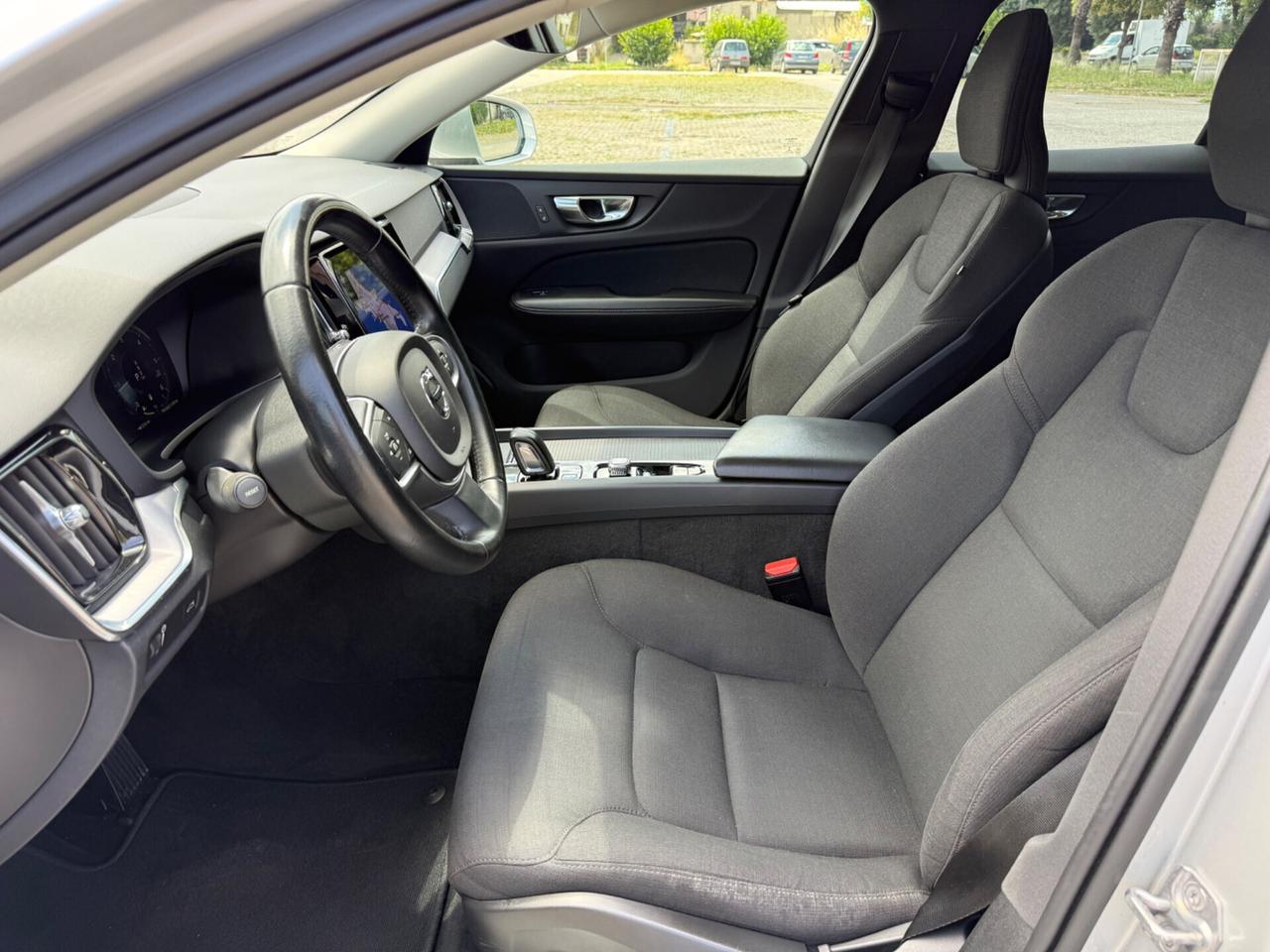 VOLVO V60 2021 B4 Geartronic