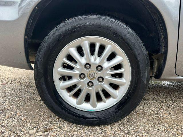 CHRYSLER Voyager 7 POSTI! 2.5 CRD cat LX