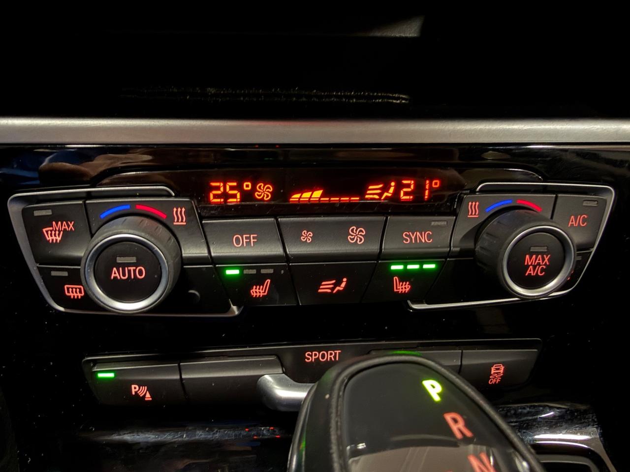 Bmw 220 220i sport tour