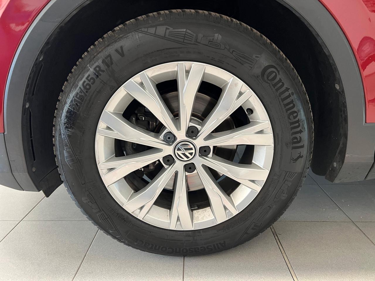 Volkswagen Tiguan 2.0 TDI SCR DSG 4MOTION Business BMT