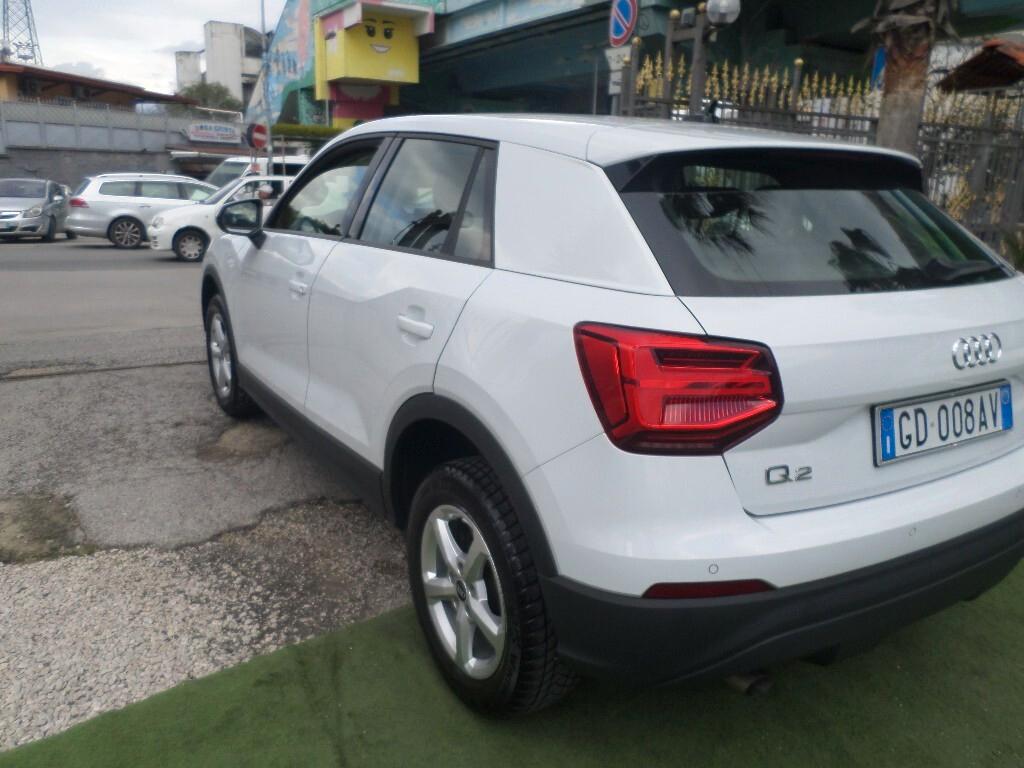 Audi Q2 30 TDI S tronic Business