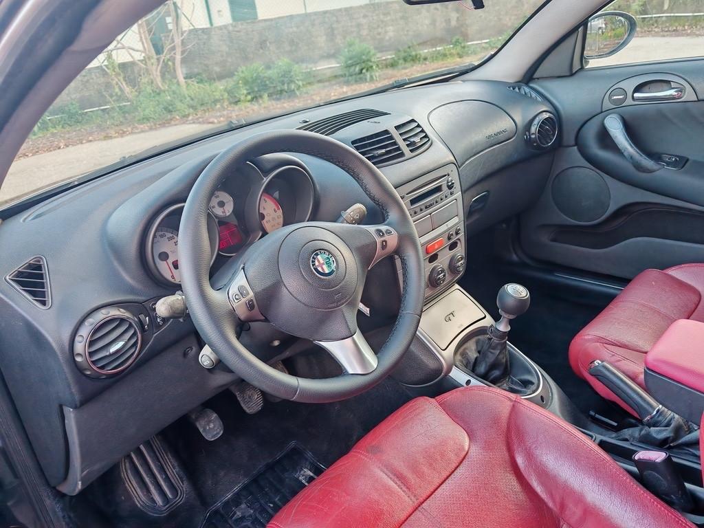 Alfa Romeo GT 1.9 Diesel