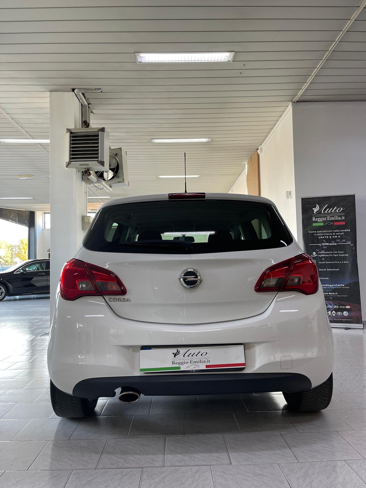 Opel Corsa 1.2 70 CV GPL 5p. b-Color