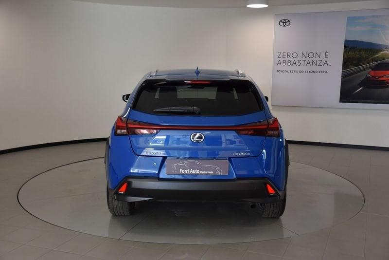 Lexus UX 2019 250h 2.0 Luxury 2wd cvt