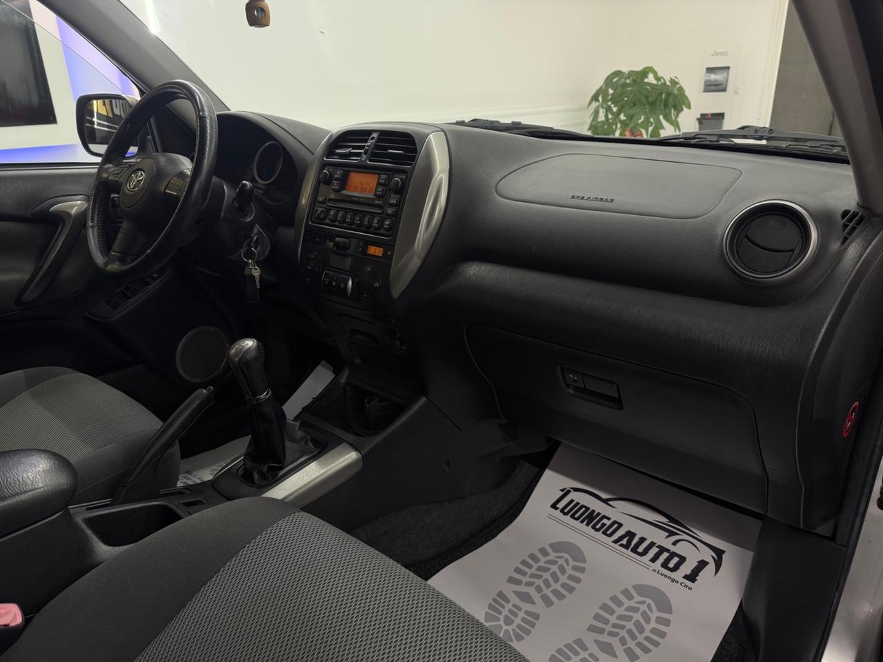 Toyota RAV4 2.0 Tdi D-4D Sol Full Opt