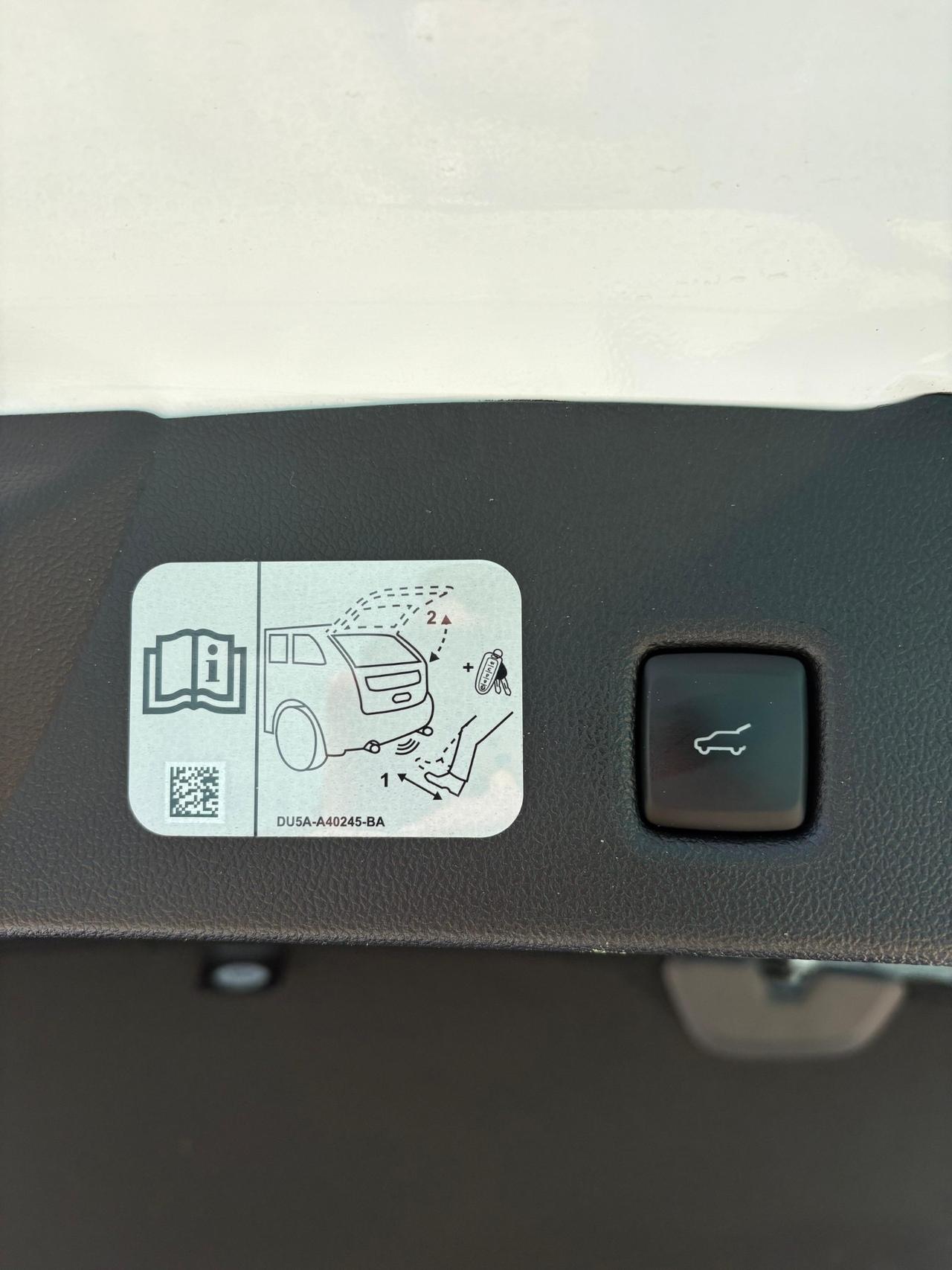 Ford Kuga 2.5 Plug In Hybrid 225 CV CVT 2WD ST-Line X