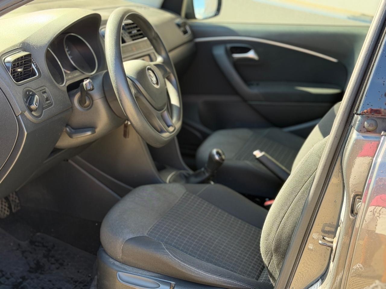 Volkswagen Polo 1.0 benzina 2017 NEOPATENTATI