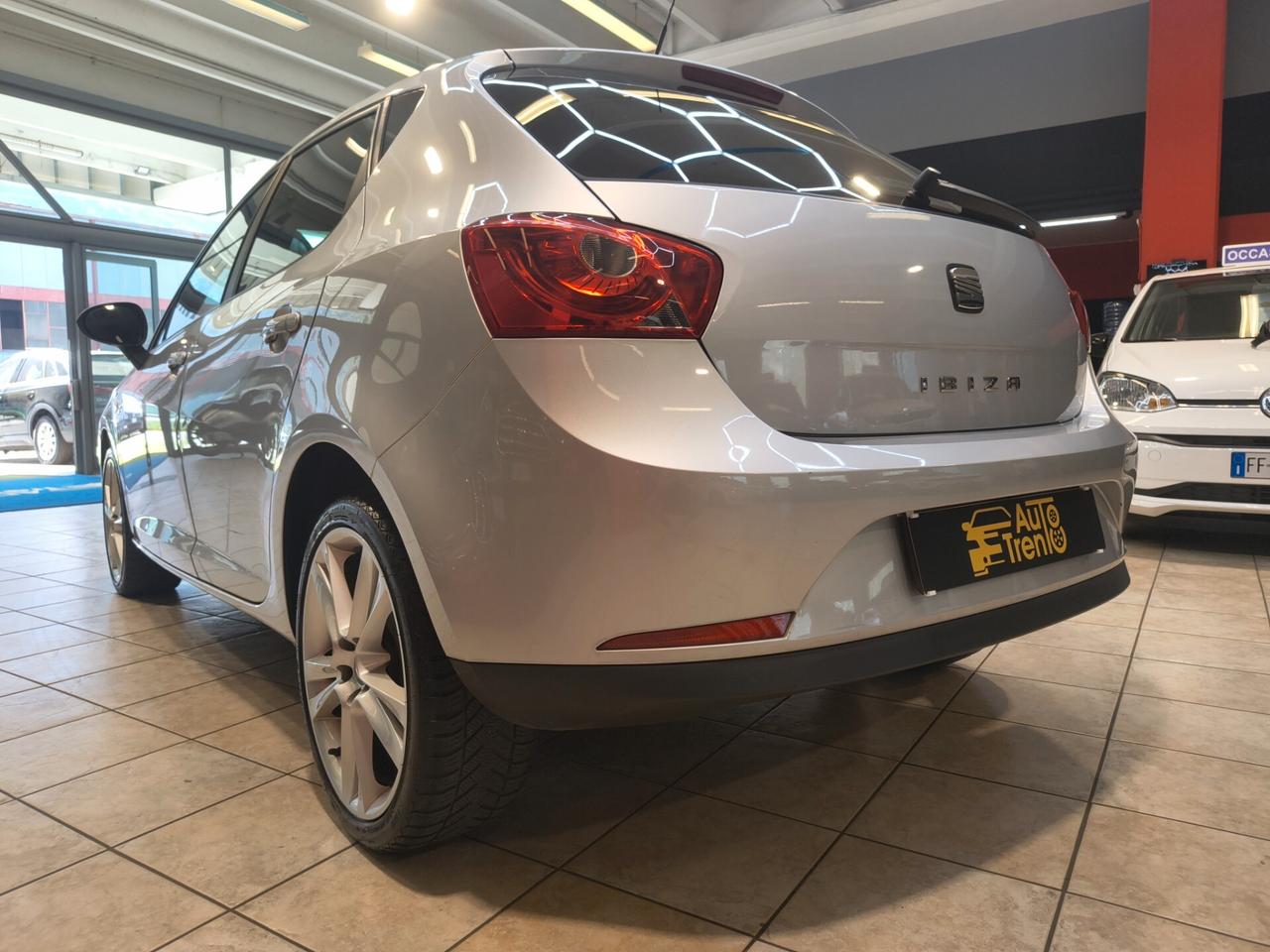 Seat Ibiza 1.2 5p. Style solo 99.000 km