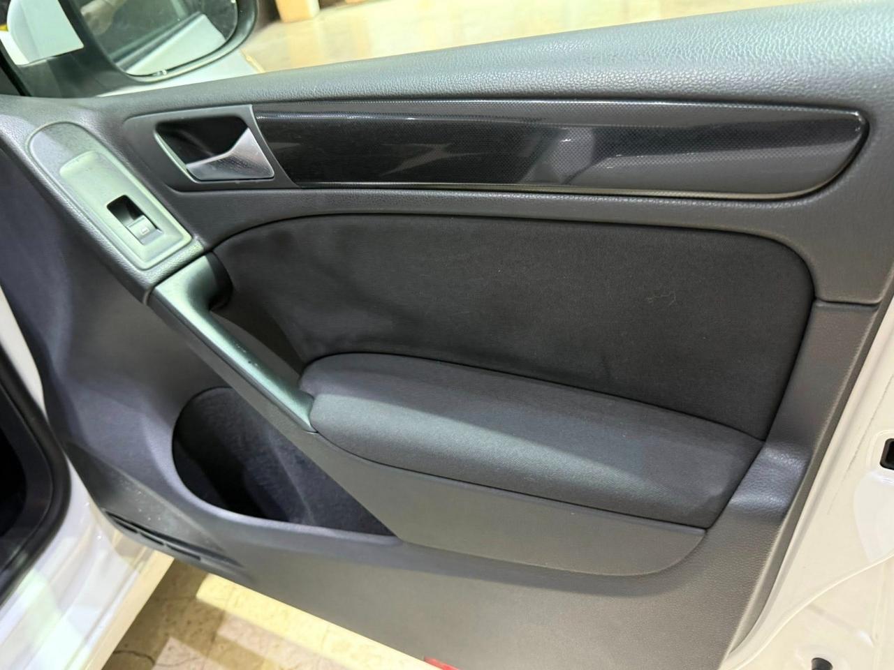 Volkswagen Golf 1.6 TDI DPF 5p. Highline