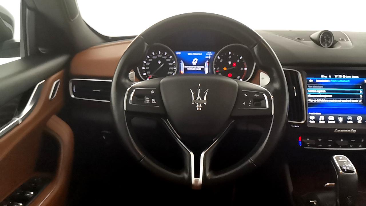 MASERATI Levante - Levante 3.0 V6 250cv auto my19