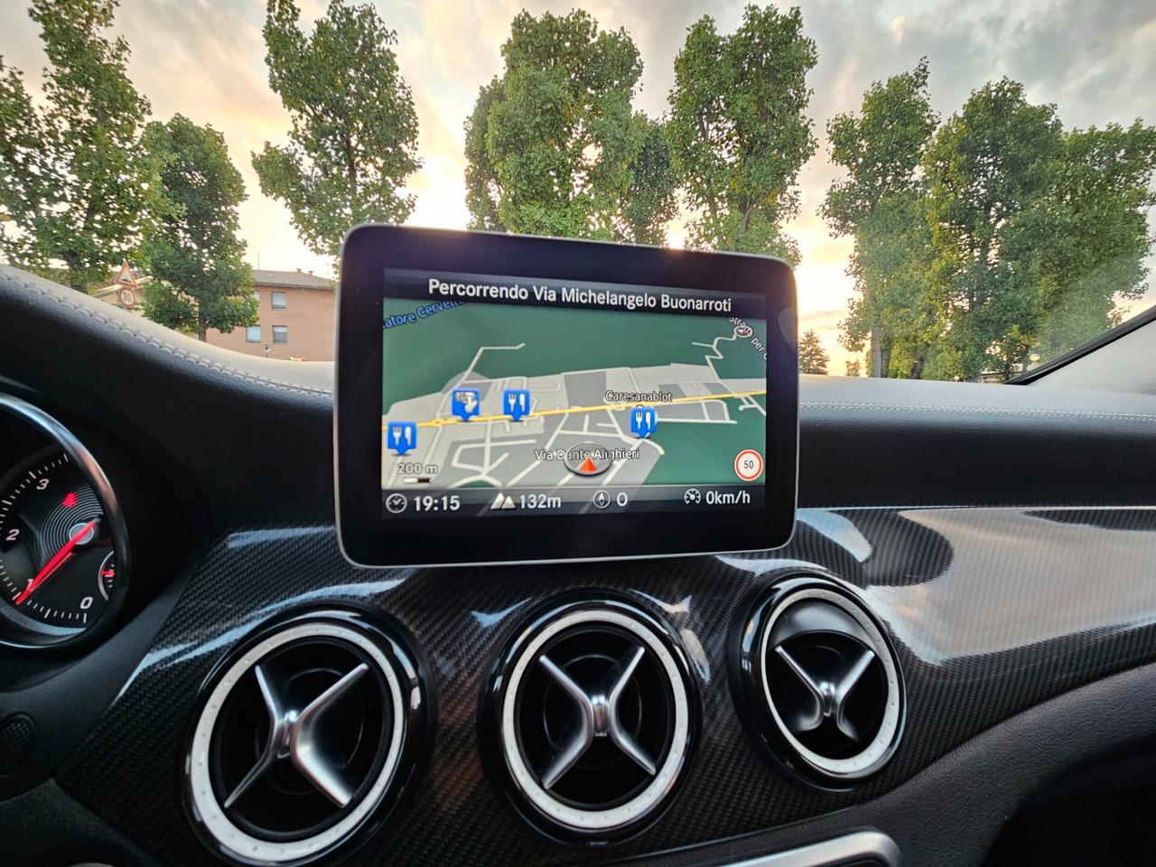 Mercedes-benz CLA 220 4MATIC PAK AMG TETTO