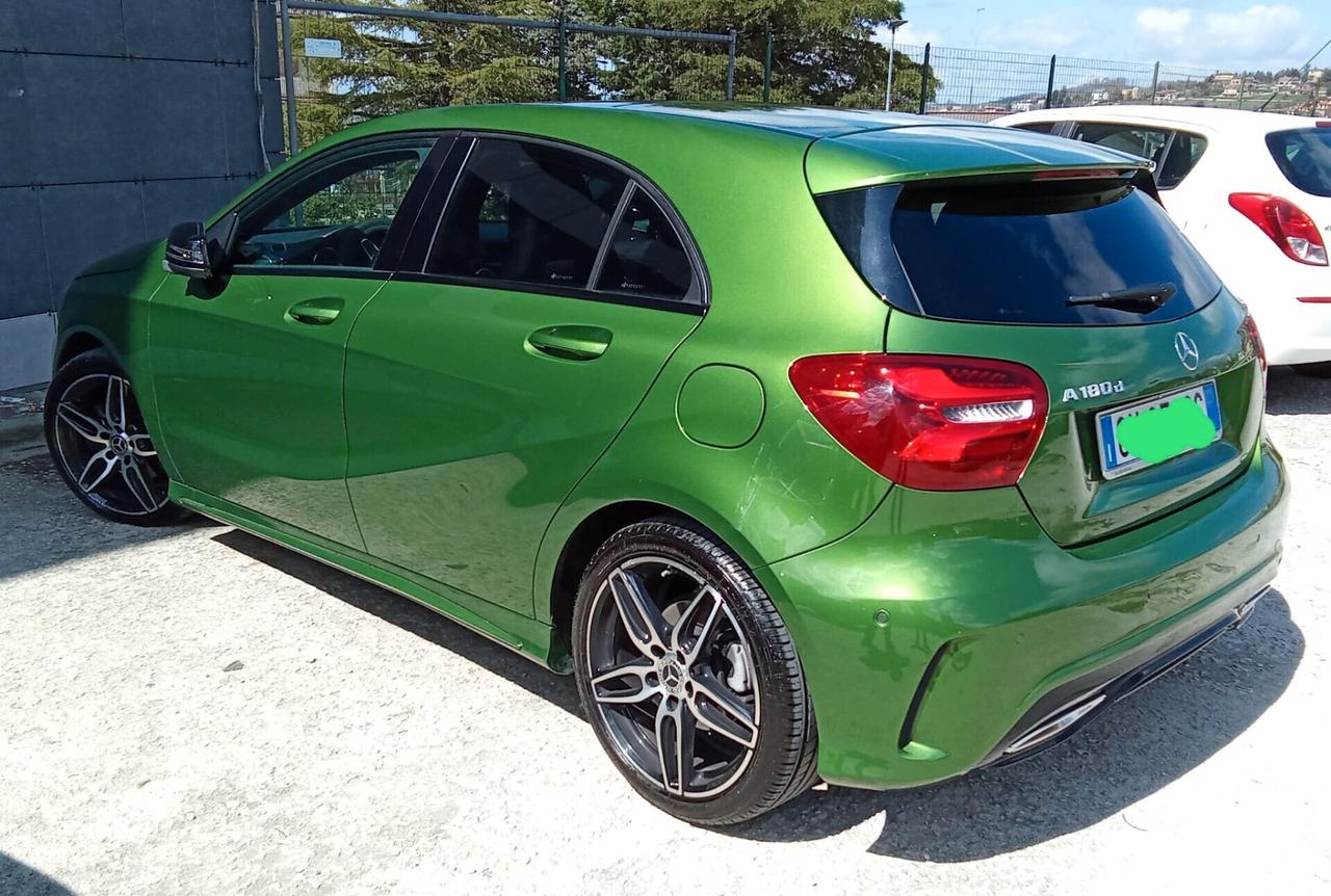 Mercedes-benz A 180 A 180 d AMG Automatic Premium