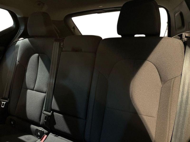 Volvo XC40 1.5 t3 Momentum Pro 163cv auto my21