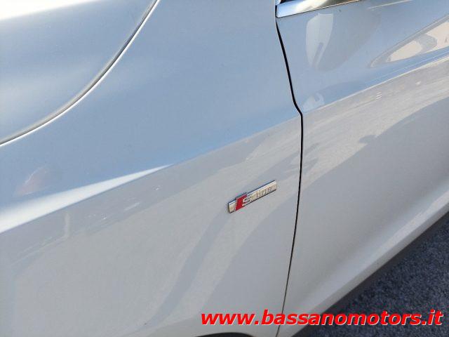 AUDI Q3 2.0 TDI quattro S tronic S Line