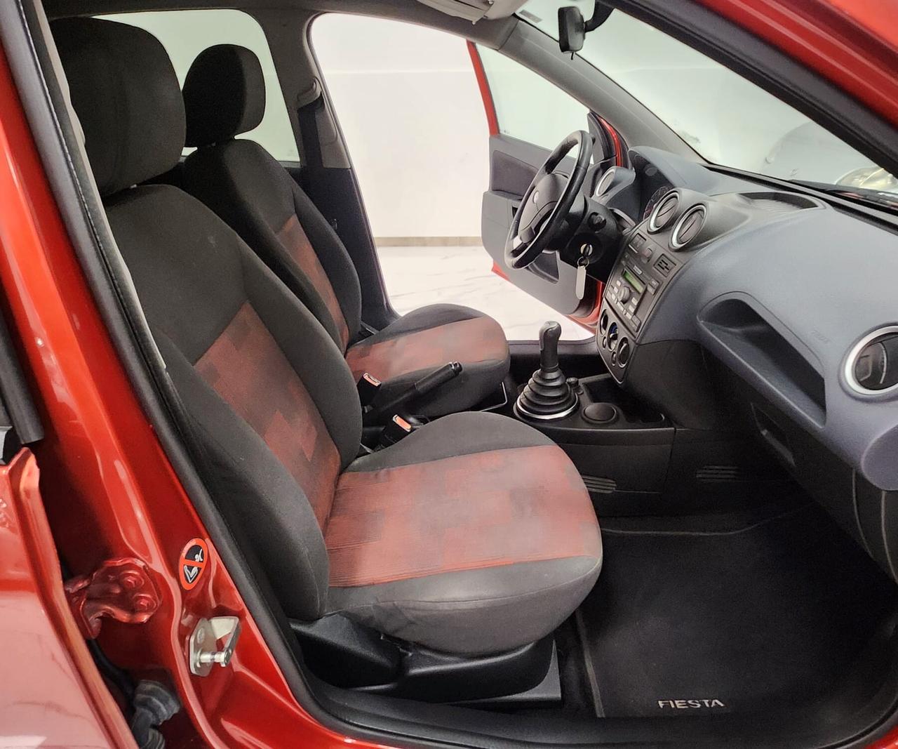 Ford Fiesta 1.4 TDCi 5p. Titanium
