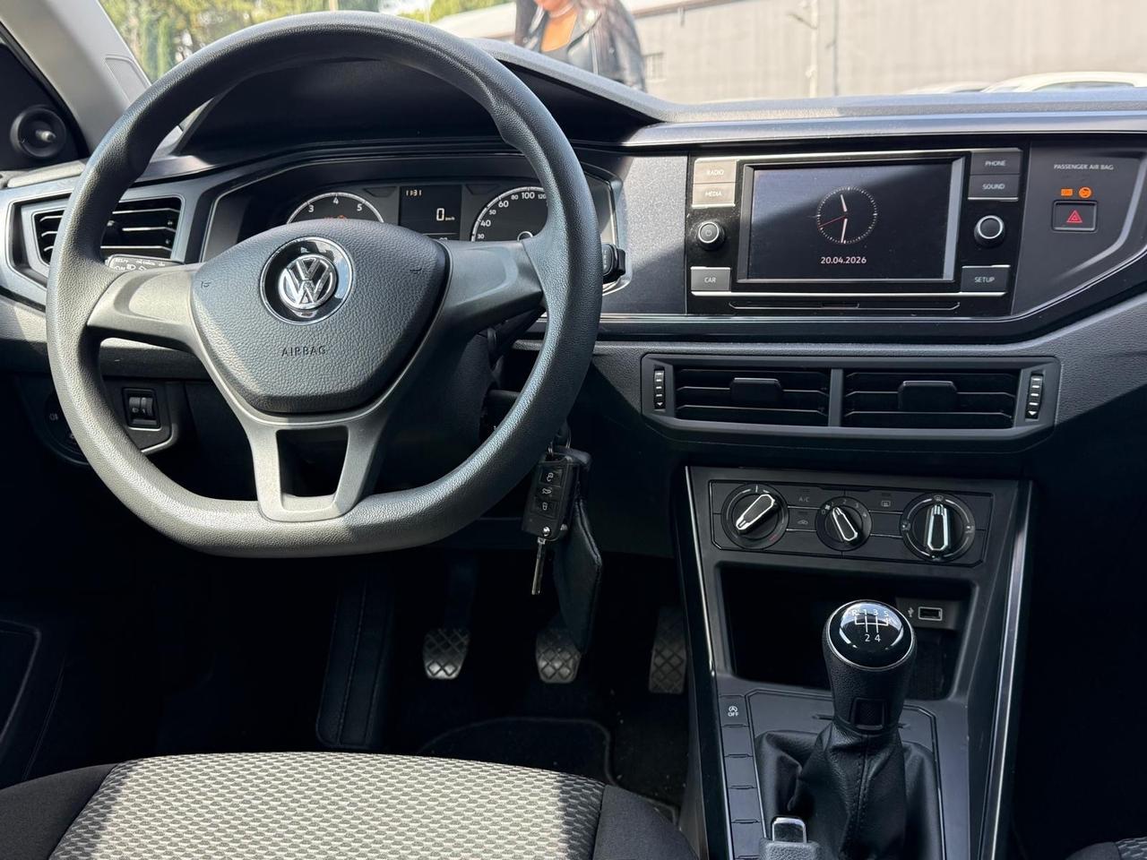 VOLKSWAGEN POLO 1.0 BENZINA NEOPATENTATI UNICOPROPRIETARIO 2018