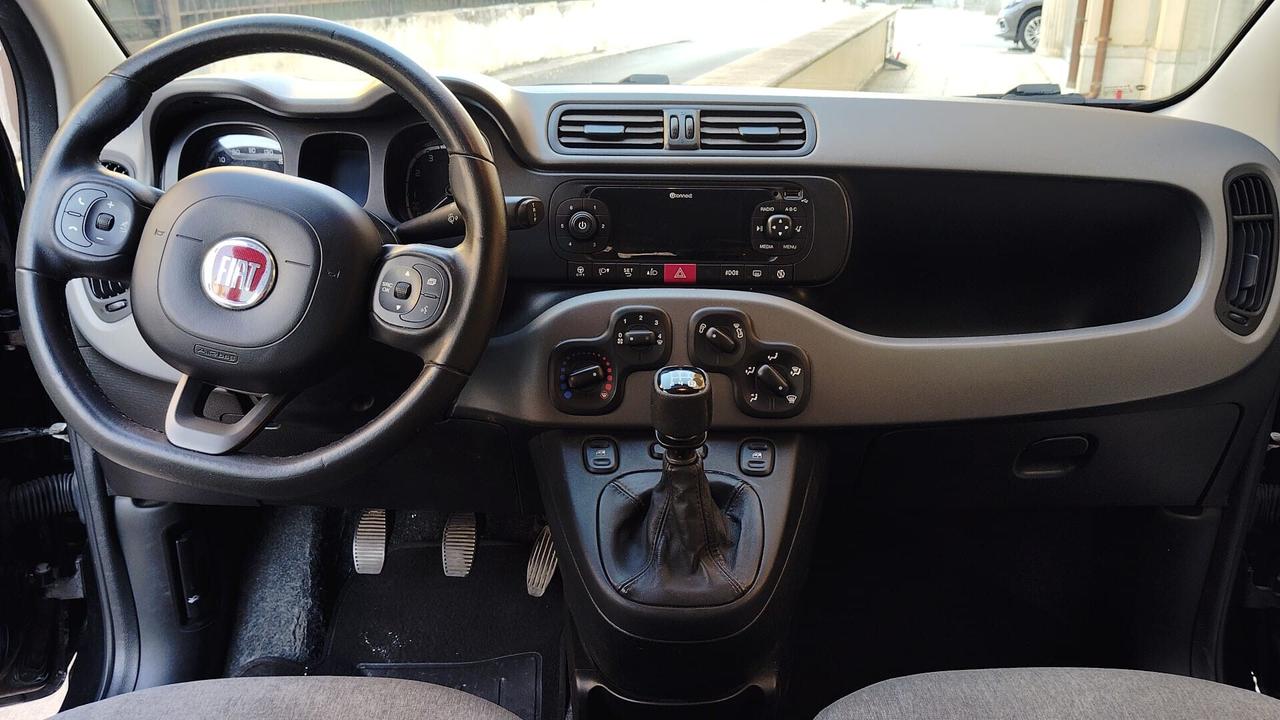 Fiat Panda 1.2 BENZINA CONNECTED 5 POSTI