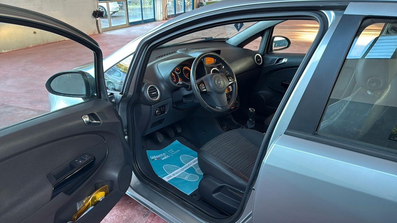 Opel Corsa 1.2 85CV 5 porte GPL-TECH Edition