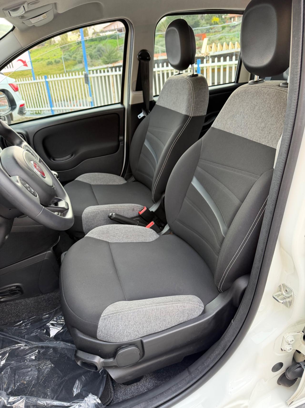 Fiat Panda Cross 1.0 FireFly 70cv Hybrid 2023