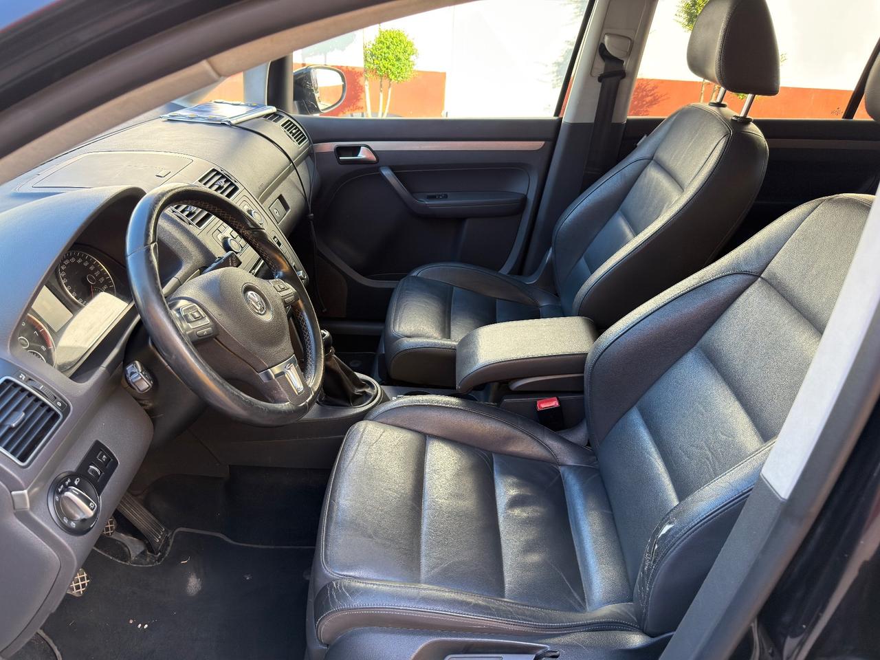 Volkswagen Touran 1.4 TSI Highline 7 posti Pelle