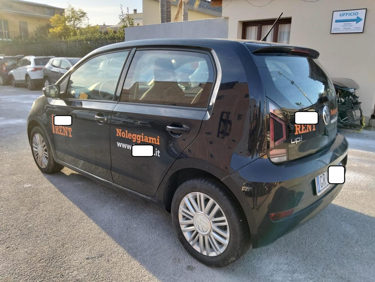 Volkswagen up! 1.0 Benzina 2023 SINISTRATA