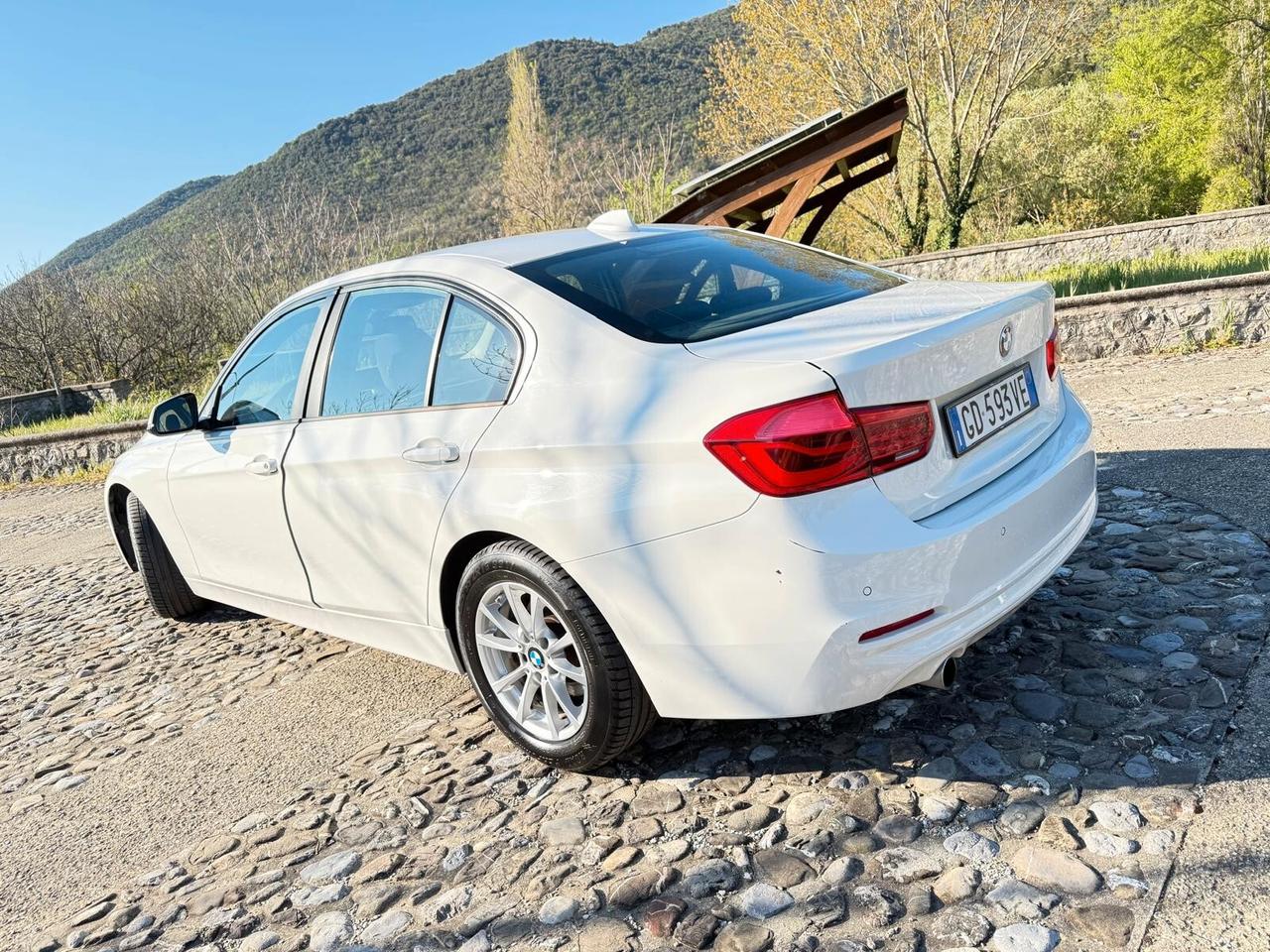 Bmw 318d 150Cv Berlina-Manuale-1Proprietario-Led-Garanzia 12 Mesi-