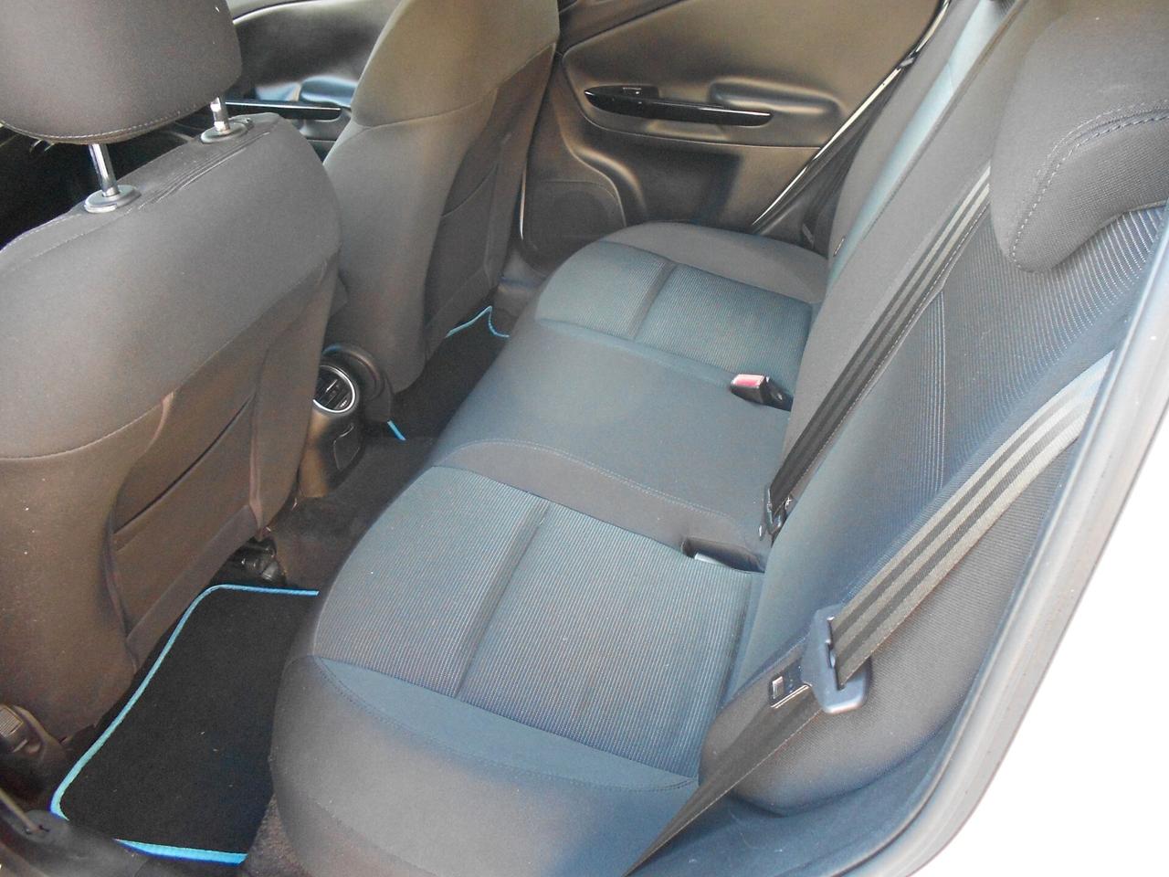 Alfa Romeo Giulietta 1.6 JTDm-2 105 CV Distinctive