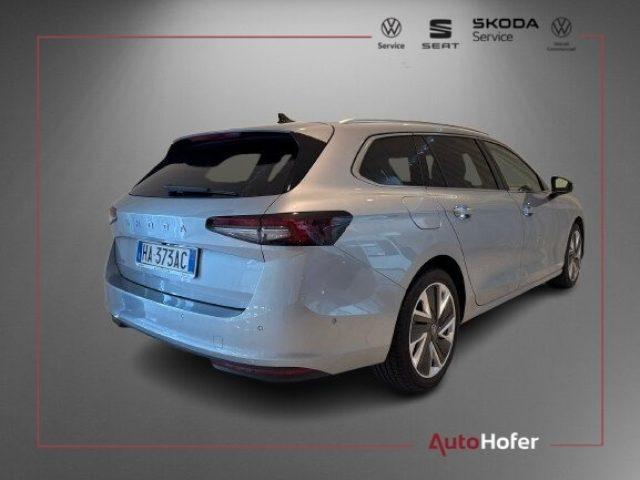 SKODA Superb 2.0 TDI DSG Wagon Style 360° Matrix Navi ACC