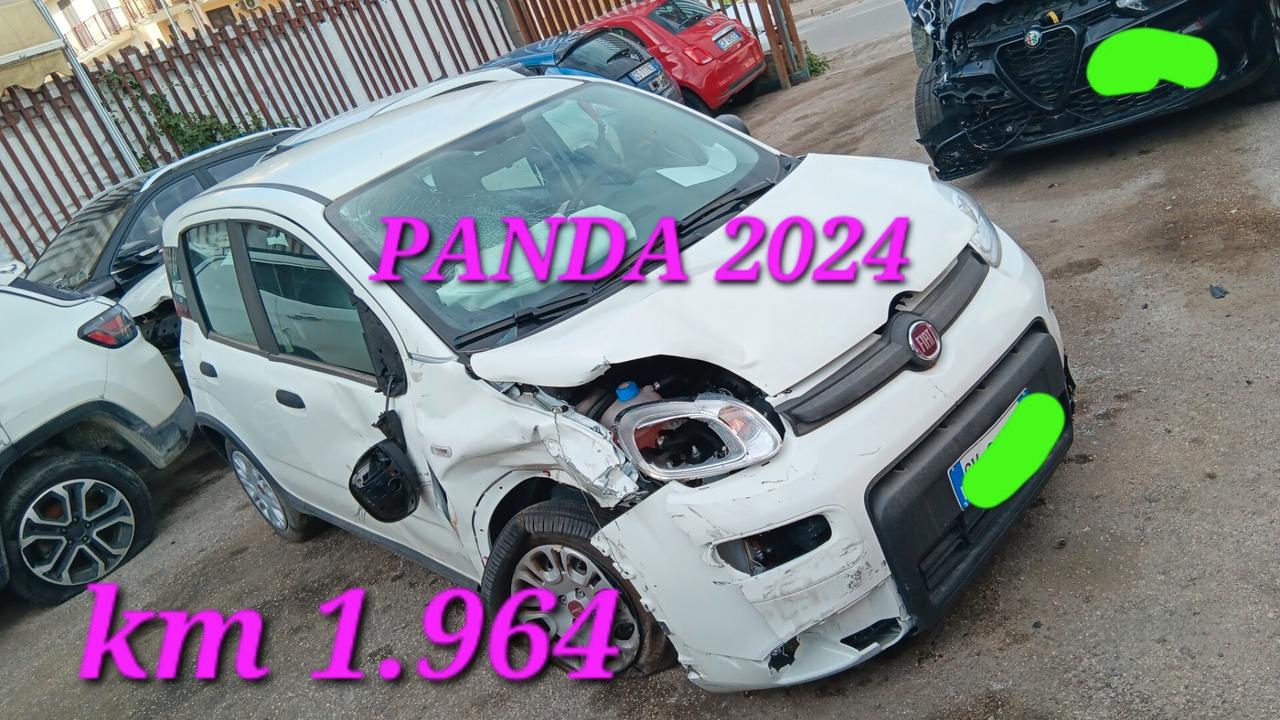 Fiat Panda incidentata sinistrata mondialcars 024 km 1964