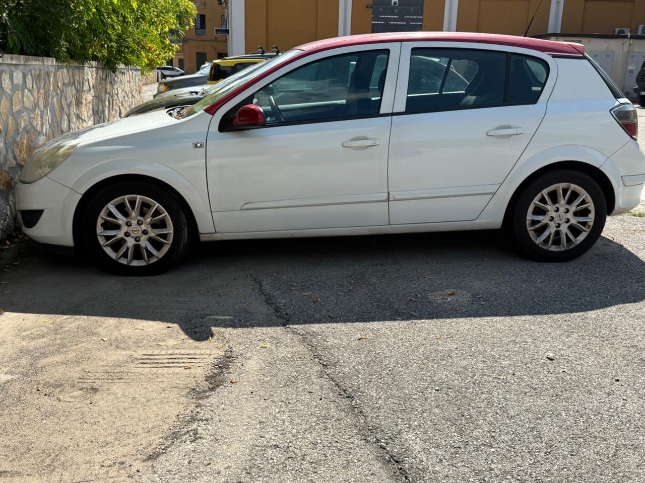 Opel Astra 1.7 CDTI 110CV 5 porte Cosmo