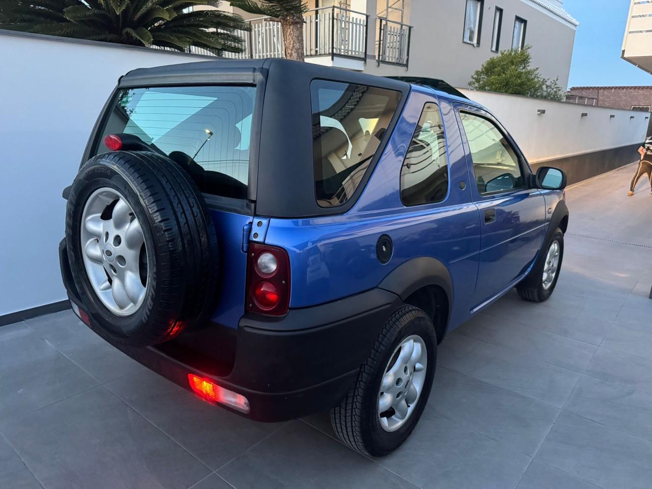 Land Rover Freelander 2.0 Td4 16V cat 3p. Softb. SE