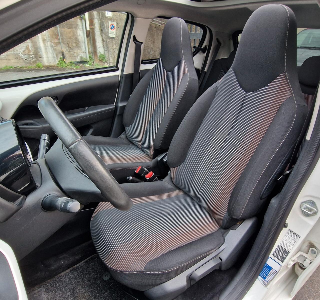 Peugeot 108 VTi 68 5 porte Allure TOP cabriolet