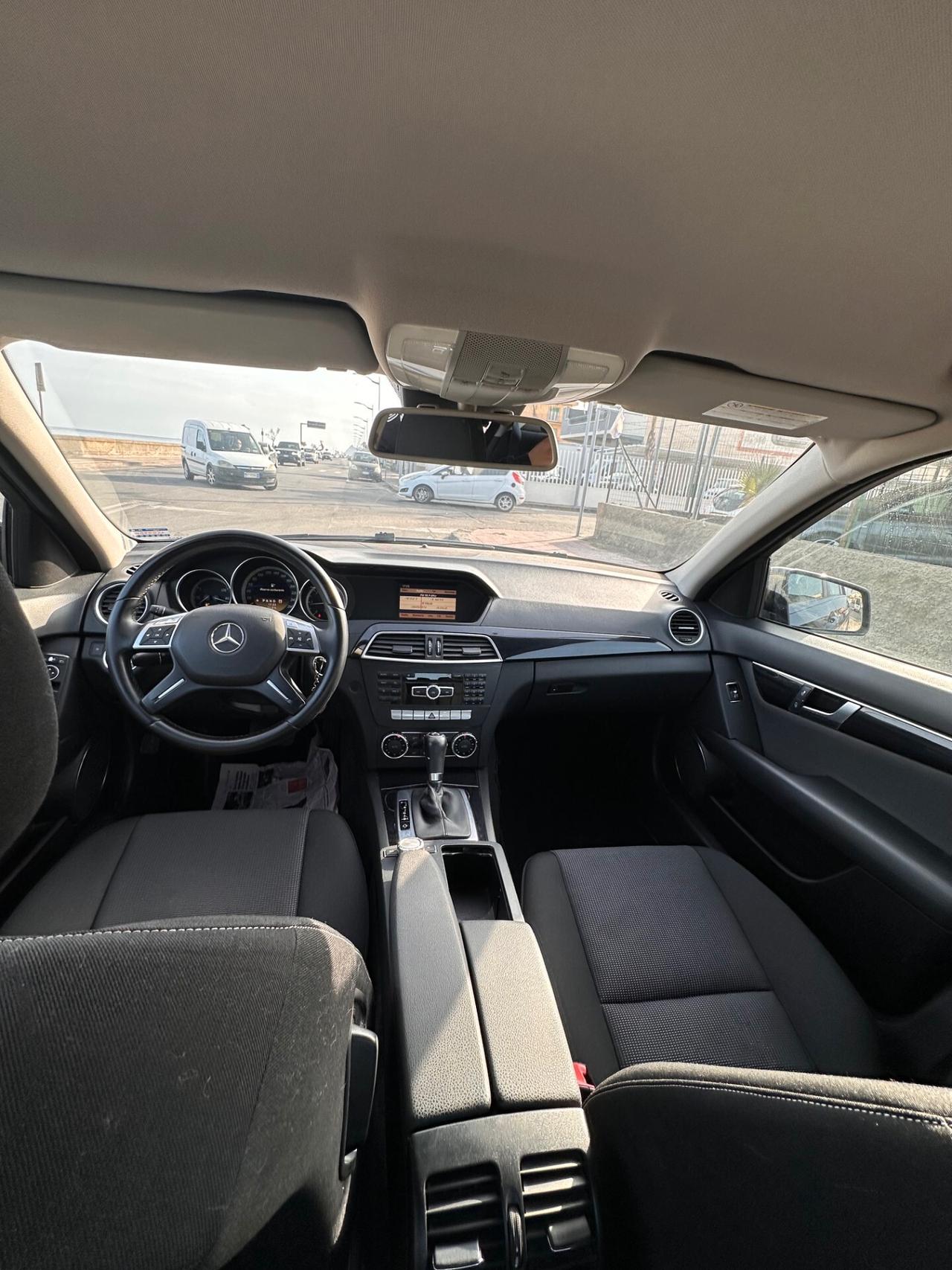 Mercedes-benz C 200 CDI BlueEFFICIENCY Avantgarde