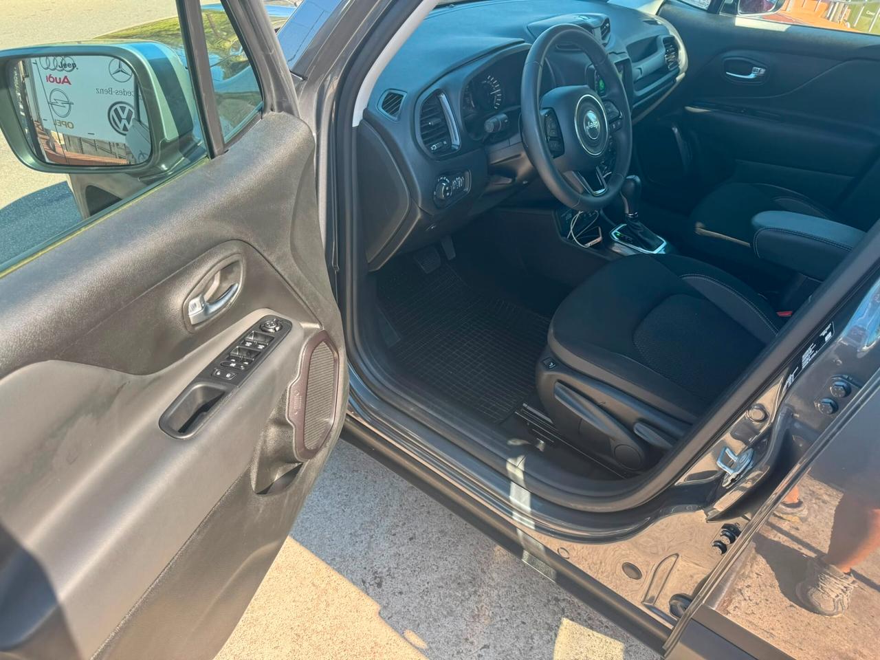 Disponibile Jeep Renegade 1.3 4xe Automatico